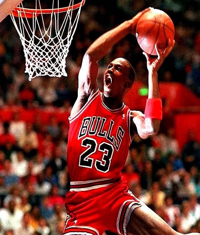 球队把对手三分线完全锁死（球队彻底封锁对手三分火力）