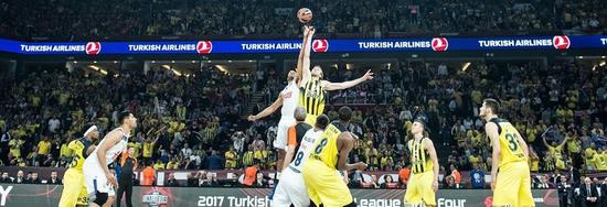 官方：荷兰队后卫哈特曼因病退出集训，不会随队出战波兰（荷兰队官方：后卫哈特曼因病退出集训，无缘对阵波兰）